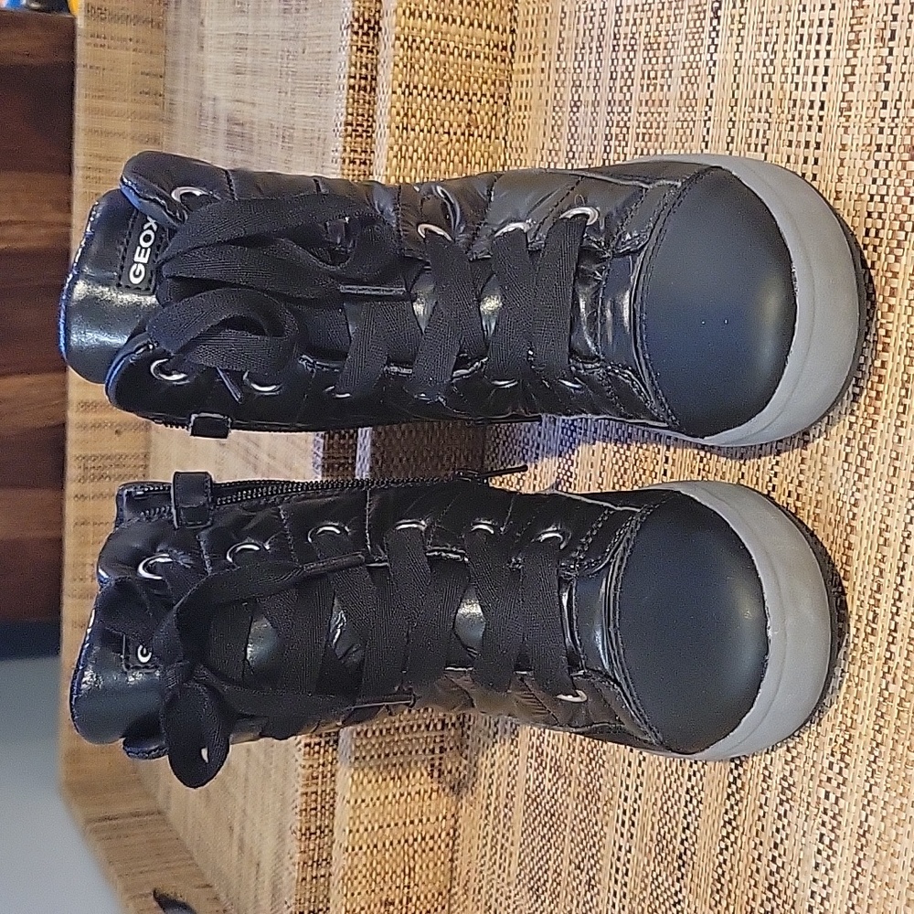 Black geox amphibiox waterproof boots for girls